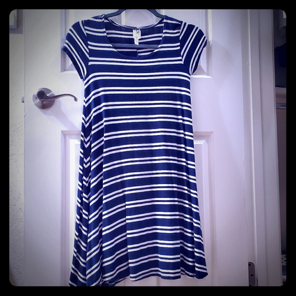 Espresso soft navy stripe jersey dress sz S